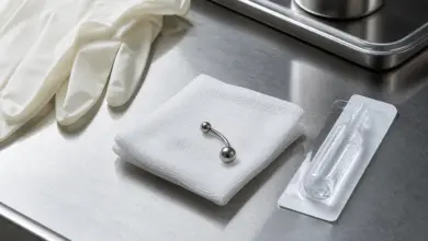 Bauchnabel Piercing - Alles was Sie darüber wissen müssen 6 Steriles Material für ein Bauchnabelpiercing