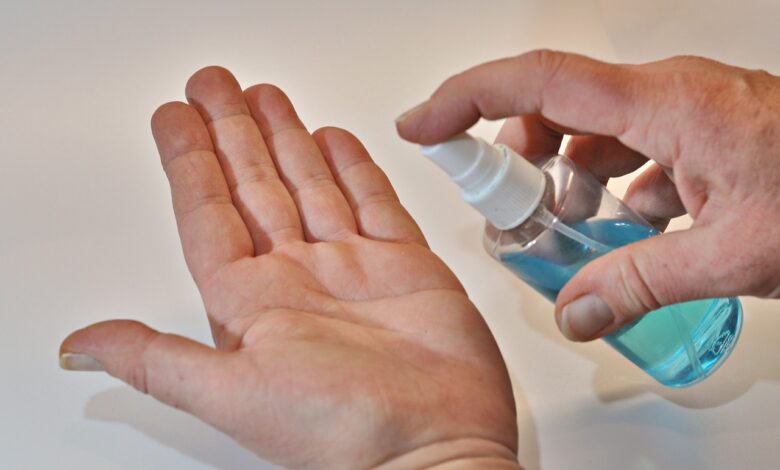 Abgerissener Nagel: Sofortige Maßnahmen und Behandlungstipps 25 Abgerissener Nagel: Sofortige Maßnahmen und Behandlungstipps