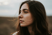 Haarverlust überwinden: Tipps und Tricks für einen natürlichen Look
